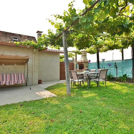 Galihost - Casa Con Jardín En Casa de Férias Pontevedra